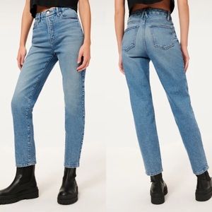 NWT Good American Good Vintage Straight Leg Medium Blue Wash Denim Jeans